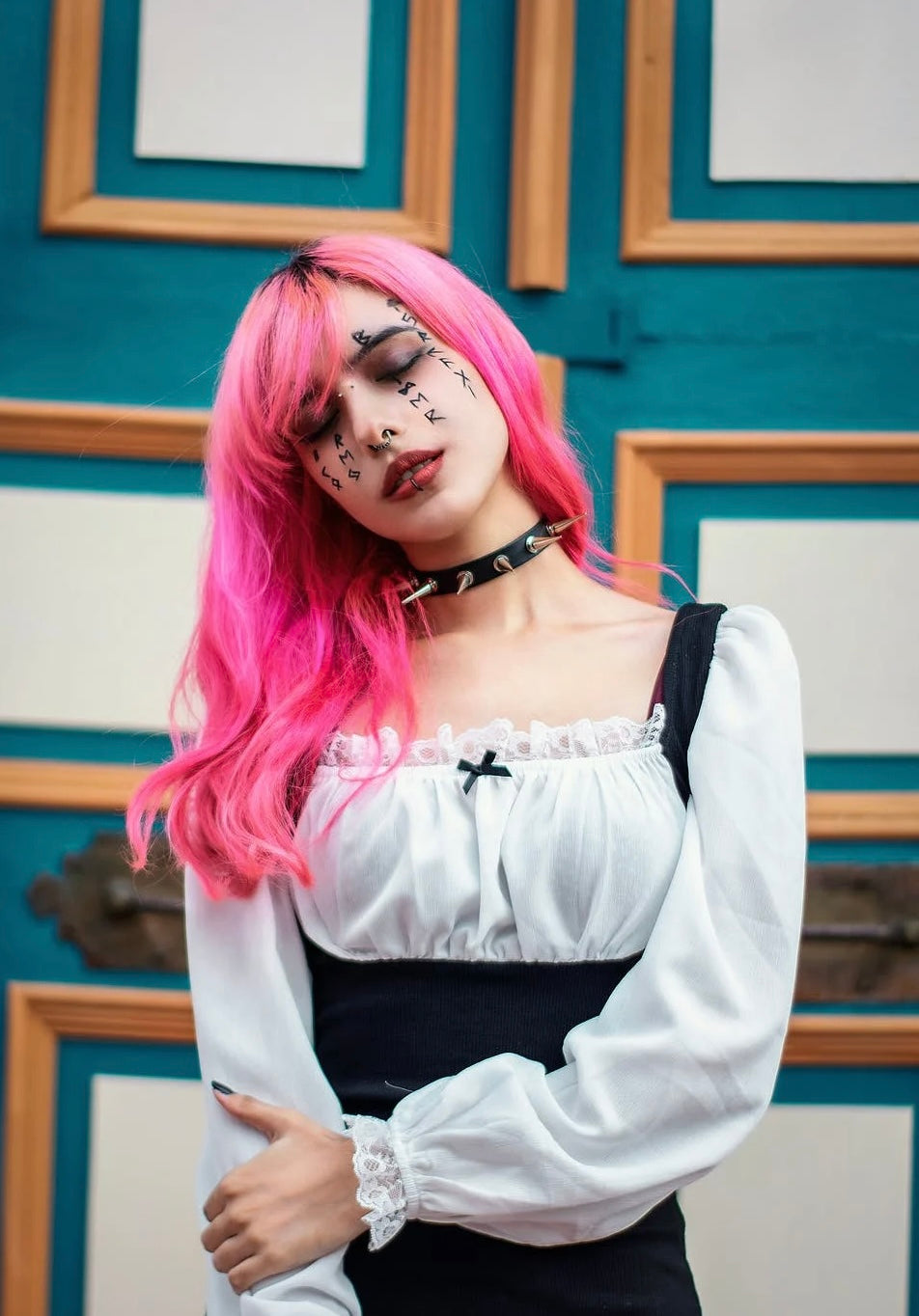 The History of the Goth Look: A Brief Guide to Fashion and Subculture Identification